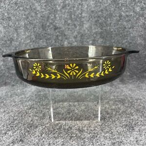 Jeanette Glass Glasbake Amber Yellow Daisies 8.75” x 2” Casserole Dish Vintage
